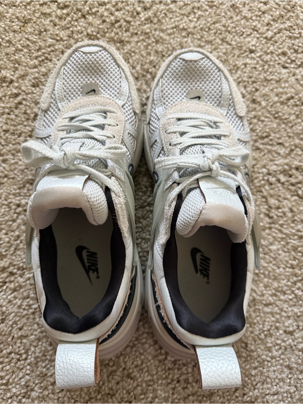NIKE V2K Sneakers Sz 7